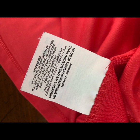 Nike Dri-Fit tee - Picture 6 of 8